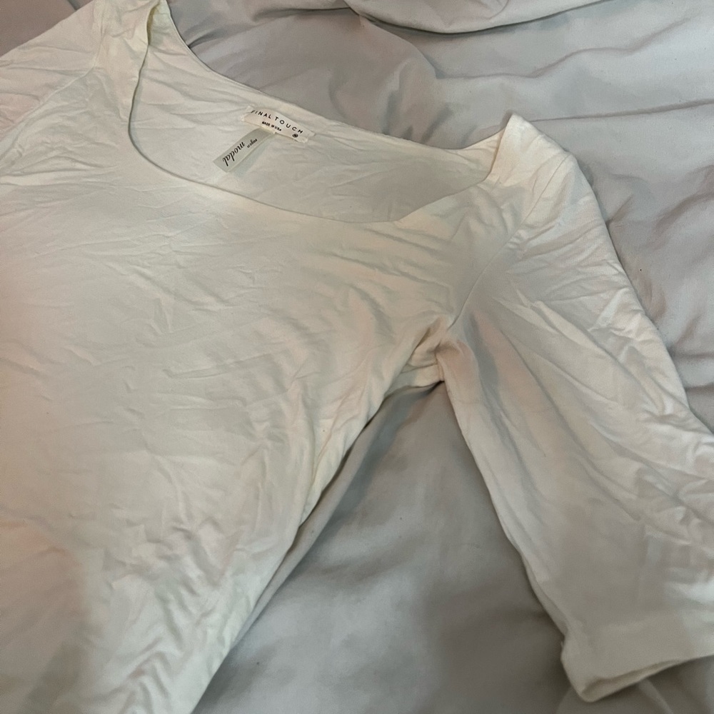 White bodysuit with 3/4 sleeves only worn once